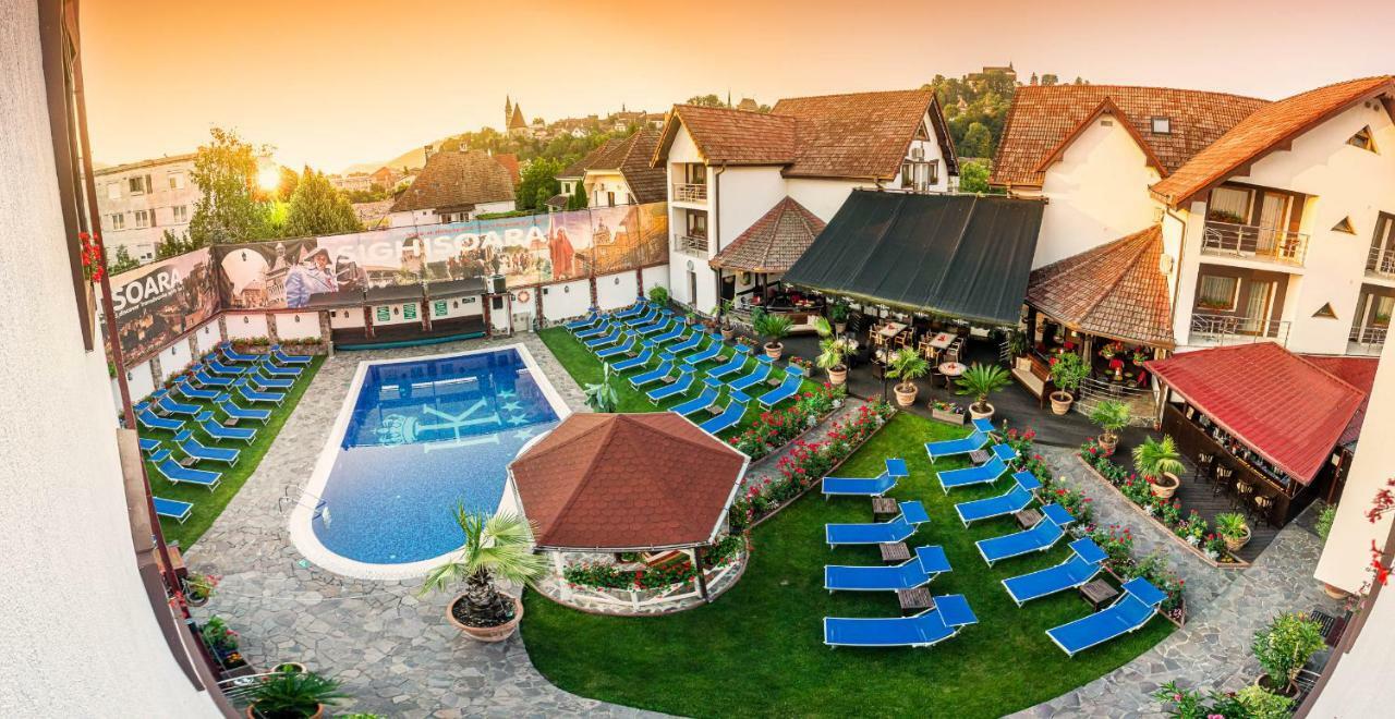 Hotel Korona Sighisoara Exterior photo